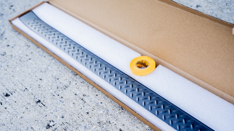 ジムニーノマド専用ラゲッジスカッフプレートとは