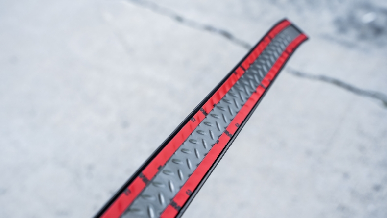 ラゲッジスカッフプレート:取り付け手順4