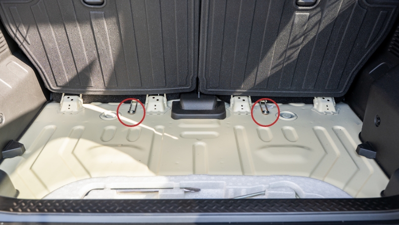 4.後列：シートを取り外し