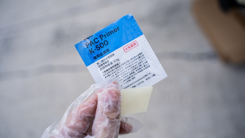 スカッフプレート装着手順3